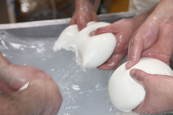 Mozzarella di latte di Bufala